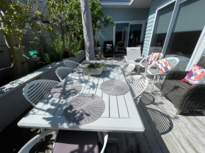 Downtown Mount Cottage, Mt Maunganui